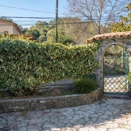 Gite Oustalet Avec Piscine & Spa Ferienhaus *